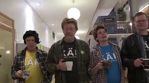 Kärrtorps gymnasium naturvetenskapsprogrammet är ett högskoleförberedande program. Trailer Julspex 2015 Karrtorps Gymnasium Youtube
