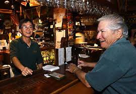 Honolulu Star-Bulletin Features Column /2005/01/14/