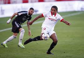 Currently, real madrid rank 2nd, while sevilla hold 4th position. What Channel Is Real Madrid Vs Sevilla Live Streaming Details Tv Channel Kick Off Time And Team News