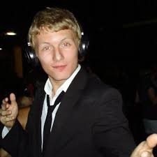 Daniel martyniuk, u którego policja znalazła marihuanę, stanął w piątek przed sądem. Daniel Martyniuk On Twitter My Last Tweet Was Almost 4 Months Ago Think I M Forgetting What I Use Twitter For Or Maybe My Life Is Just That Boring