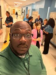 Rodney Jay Holder (@RoHo2727)