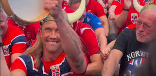 Norway's 'Ro!' Viking Chant Sweeps the States
