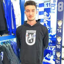 Mititelu va înnebuni de furie! Model Nou Hanorac SiglÄƒ Fotbal Club Universitatea 1948 Facebook