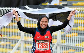 He also advised her to just relax, take it easy and go all out to achieve her best timing when she competes in. Athletics Sprint Queen Azreen Glad That Sukma Is Put On Hold The Star