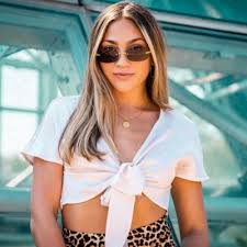 Danyella Millan @DanyellaMillan