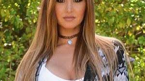 She often experiments with her hair color. Catherine Paiz Bio Height Net Worth Husband Instagram