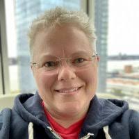 Mindy Ferguson's Instagram, Twitter & Facebook