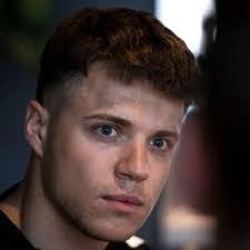 Aaron Mensing's Instagram, Twitter & Facebook