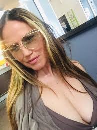 Demar Reid's Instagram, Twitter & Facebook