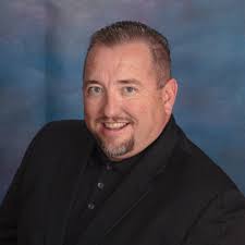 Steve Phipps's Instagram, Twitter & Facebook