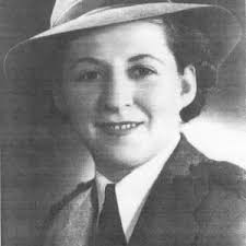 The Wartime Nurses Memorial (Adamson-Neubronner)