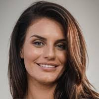 Taylor Larison's Instagram, Twitter & Facebook