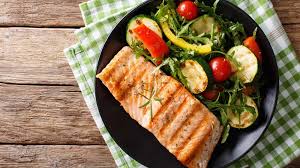 Lachs Mit Mediterranem Gemuse Aus Der Tefal Actifry Koch Mit Rezept In 2021 Rezeptideen Mediterranes Gemuse Airfryer Rezepte