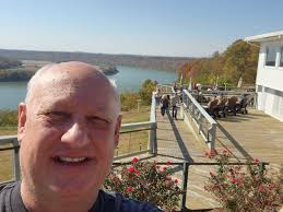 Leavenworth road trip with friends in Subaru