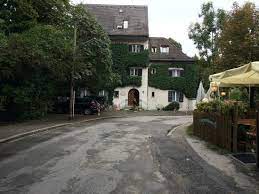 Das hotel englischer garten verfügt über ein haupthaus und ein nebenhaus. Traditional Food Picture Of Gastehaus Englischer Garten Munich Tripadvisor