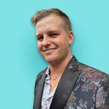 Zack Pennington's Instagram, Twitter & Facebook