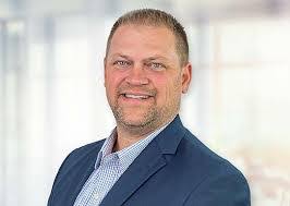 Zachary Stowell's Instagram, Twitter & Facebook