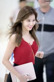 Pin By Snehi On Kpop Cpop Girl Body Kpop Girls Asian Beauty