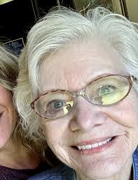 Pauline Brown's Instagram, Twitter & Facebook