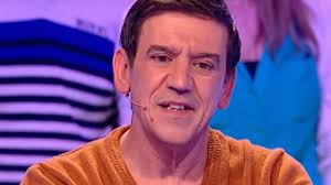 C'est sur twitter que christian quesada a fait sa critique avec humour sur la prestation musicale en live des. Wrdlukhniaozym