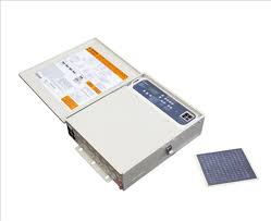 All circuitry and fully programmable controls are centralized in a power center installed at the pool equipment pad. Pentair Easytouch Pl4 522352 Poolsupply4less
