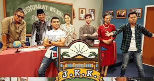 Kampung kalut terkenal dengan penduduknya yang bersatu hati dan ahli jawatankuasanya yang hebat dalam menyelesaikan masalah. Jenaka Kampung Kalut J K K Musim 2 Tv3 Myinfotaip