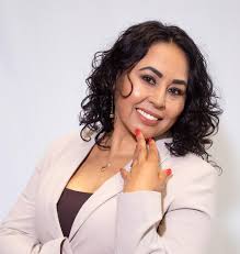 JEFAS Latinas in Business Magazine Summer 2025 Iowa by Hola America Media  Group