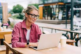 5 Ways CPAs Add Value Beyond Tax Season