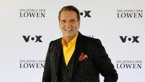 Ralf dummel is very convincing with his genuine and appreciative style. Ralf Dummel Vermogen Vom Hauptschuler Zum Millionar So Reich Ist Intouch