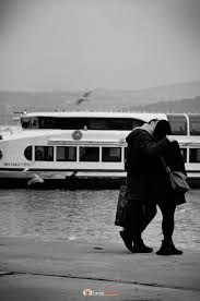 Bir Lokma Ask Misali Sevin Son Gununuz Gibi Yada Ilk Tanismanizdaki Heyecan Gibi Yada Buyuk Bir Adim Atacakmis Gibi Ama Tum Samimiyet V Gece Yaya Durustluk