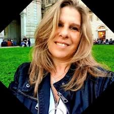 A boss has the title, a leader has the people!