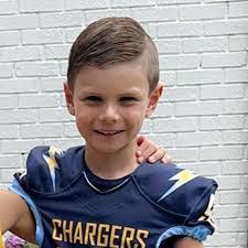 Hudson Bates's Instagram, Twitter & Facebook