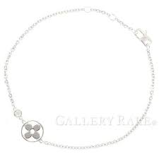 ルイヴィトン ブレスレット ブラスレ モノグラム イディール ダイヤモンド 0 04ct k18wgホワイトゴールド q95243 louis vuitton モノグラムフラワー ジュエリー ヴィトン ヴィトン ブレスレット モノグラム フラワージュエリー