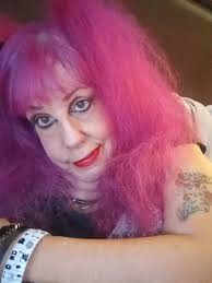 I love the eye makeup