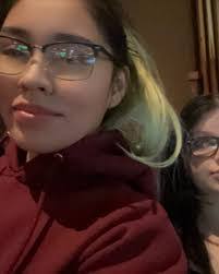 Michelle Landreth's Instagram, Twitter & Facebook