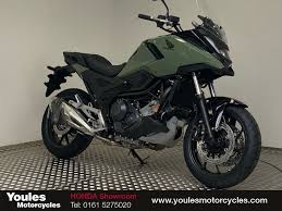 Image result for Dark Polo Green 2002 Bonneville