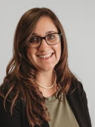 Amber Everson's Instagram, Twitter & Facebook