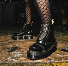 Wholesale men shoes and sneakers made in italy, from the manufacturers. Vegan Shoes Avesu Vegan Shoes