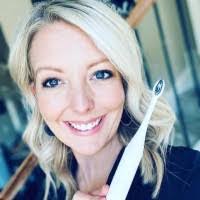 Sabrina Cahill's Instagram, Twitter & Facebook