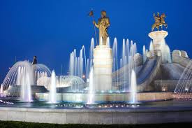 самый большой конь в мире занесенный в книгу гиннеса Zolotoe Vremya Turkmenistana