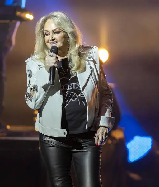 Bonnie Tyler 'out of coma' but still 'very unwell' in intensive care as health update released | LBC