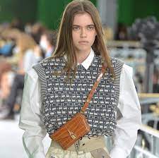 The preppy style is one that is easily identifiable, and understandably so. Preppy Style Von Wegen Spiessig Modisch Mogen Wir Es 2021 Smart Gala De