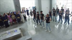 Să te ascunzi sub pătură sau să stingi lumina. Damat Halayi Turkish Dance Youtube