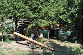 Casa bunicilor incurajeaza proiectele artistice si culturale ce au ca scop promovarea valorilor pensiunea este localizată în mănăstirea humorului (la aprox. Casa Bunicilor Cazare Case Traditionale Bucovina Rezerva Fara Comision