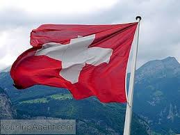 Flagge auswärtiger gast / schweizer nationalflagge / zürcher flagge so that the city knows when and where to put the flags, they have an official set of beflaggungsreglement (flag rules). 9 Coole Fakten Uber Die Nationalflagge Der Schweiz 2021
