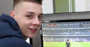 jeu vidéo fifa 16. E-Football : Vincent, le virtuose virtuel