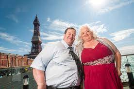 Too Fat To Work Couple Celebrate Weight Loss By Renewing Wedding Vows Real Fix Magazine