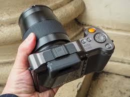 The hasselblad x1d ii has a bigger emphasis on improving many of the problems of the first camera. Hasselblad X1d Ii 50c Hands On Photos Photography Blog