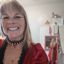 Mindy Suarez's Instagram, Twitter & Facebook