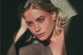 Jeanne Goursaud: biografia, curiosidades e fotos da atriz de 'Marselha em  Perigo'